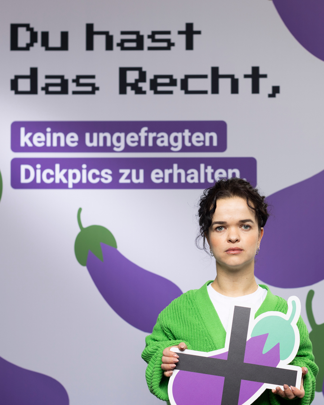 HateAid Menschenrechtskampagne #UnserInternet. Zu sehen ist ein Foto von Janina Nagel.
